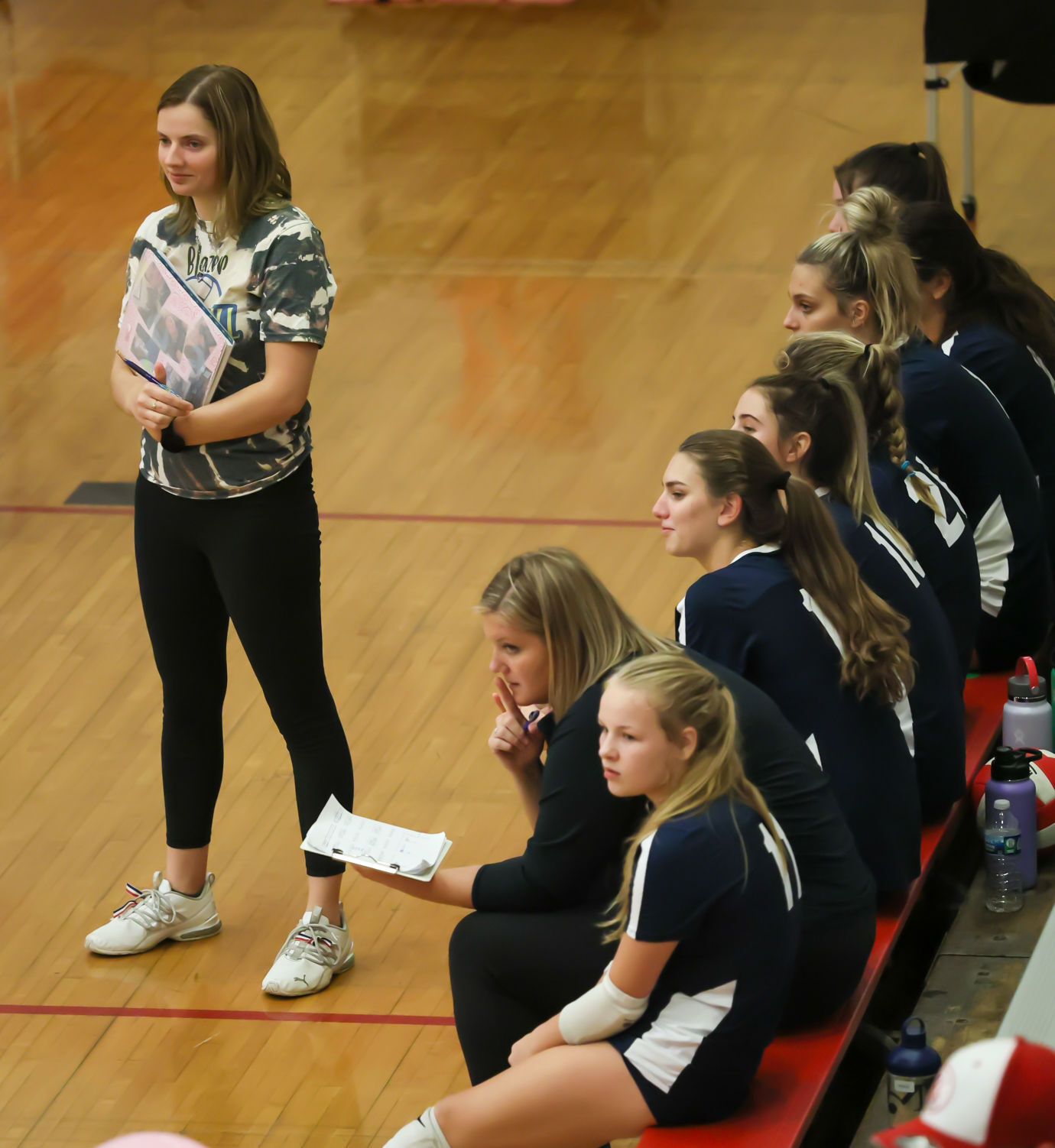 Marquette vs Calumet volleyball